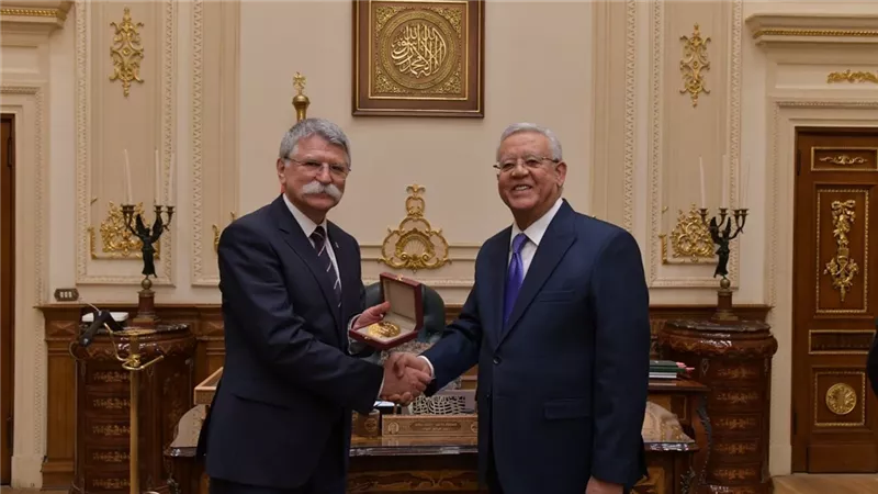 رئيس مجلس النواب يستقبل نظيره المجري لتعزيز العلاقات بين البلدين 