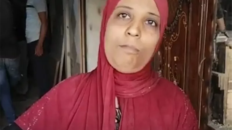 شقيانة من صغرها.. رشا سمير: بقالي 15 سنة شغالة نجارة عشان أساعد جوزي