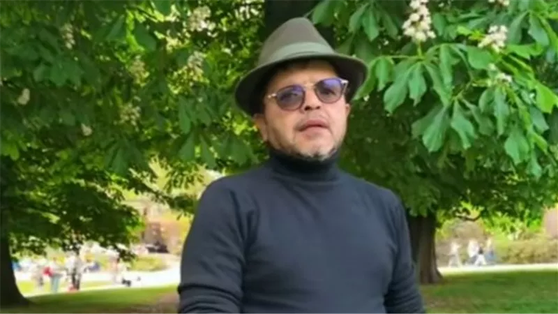 بعد توقعه الخاطئ.. محمد هنيدي لشخص مجهول: 