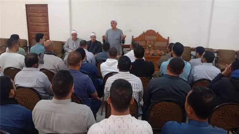 استمرار فعاليات الدورة التدريبية للمرشحين للتعاقد بوظيفة عامل مسجد بالفيوم 
