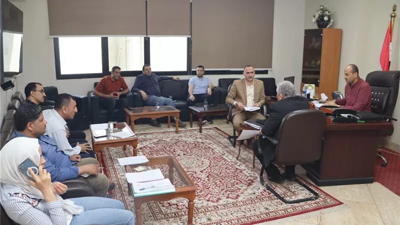 سكرتير بني سويف يبحث إجراءات نقل خط الغاز بمسار مشروع كوبري الشاملة