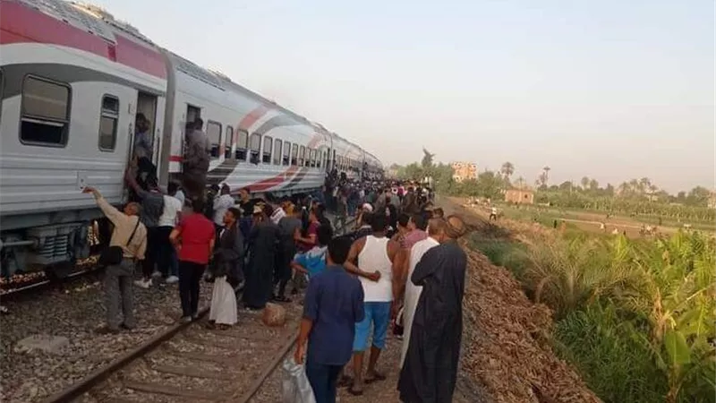 كانوا بيعدوا شريط السكة الحديد.. مصرع طالبين تحت عجلات القطار بسوهاج 