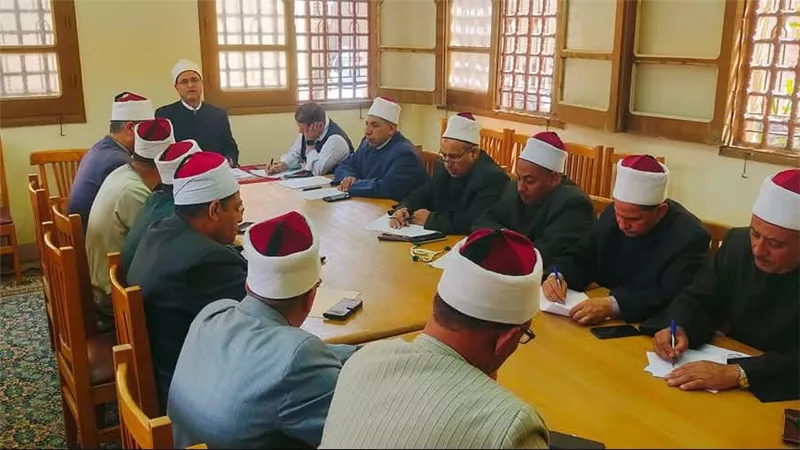 «التزموا أو اعتذروا».. تحذيرات شديدة اللهجة من اجتماع أوقاف القليوبية