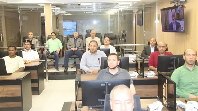 محافظ بني سويف يتابع التعامل مع  تداعيات حالة عدم استقرار الأحوال الجوية