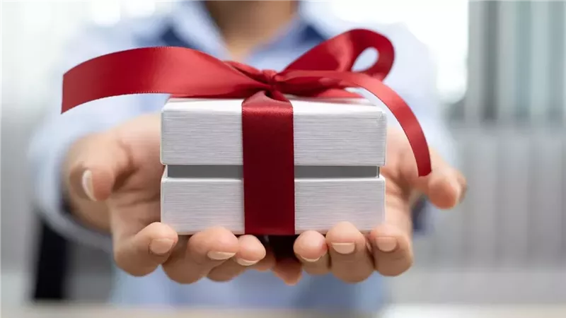 دار الإفتاء توضح حكم إهداء ثواب الأعمال.. جائز شرعًا في جميع الأحوال