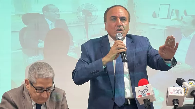 منها زيادة البدل والقرض الحسن..أبرز نتائج لقاء وزير المالية وعبد المحسن سلامة