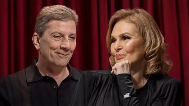 يسرا وزوجها خالد سليم فى ضيافة أنس بوخش فى برنامج abtalks