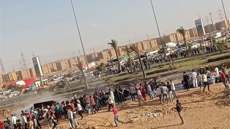   مأساة في حريق خط غاز الواحات.. اب يفقد عائلته في الحادث
