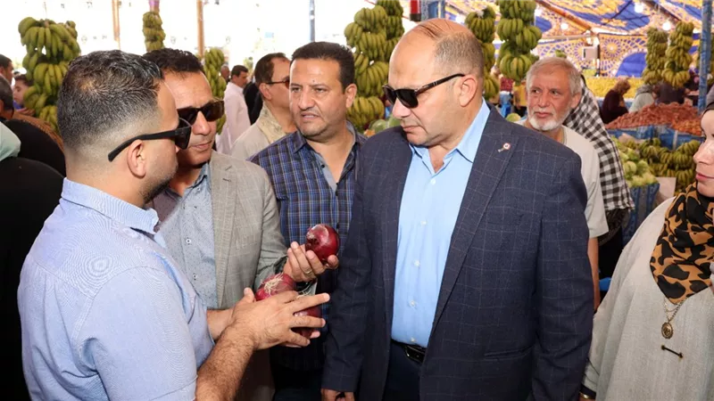 بأسعار مخفضة.. افتتاح منفذ الخضروات والفاكهة واللحوم بحي ثالث الإسماعيلية