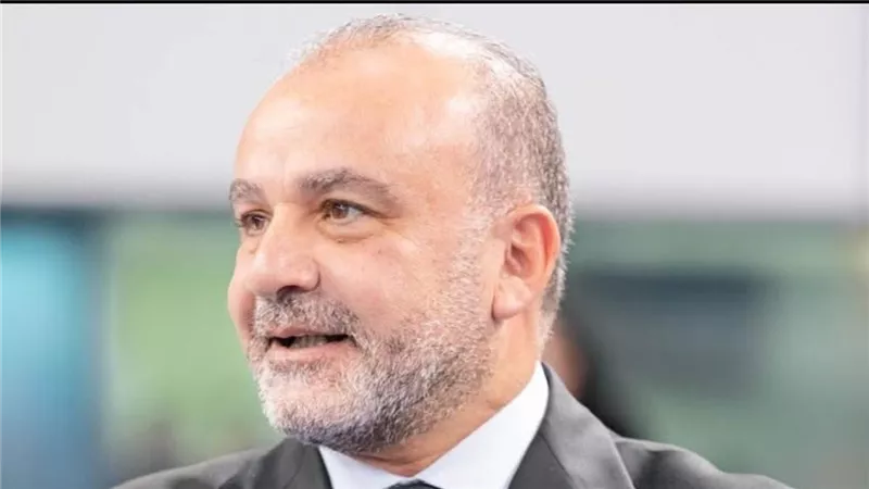 رئيس الأولمبية الدولية يهنئ الحسيني برئاسة الاتحاد الدولي للسلاح