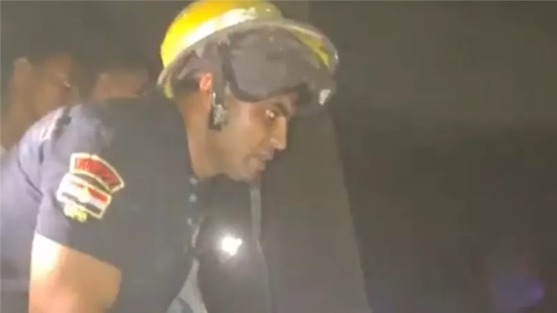 إيد واحدة .. مسلمي قفط شاركوا في إخماد حريق كنيسة ماري جرجس بقنا |صور