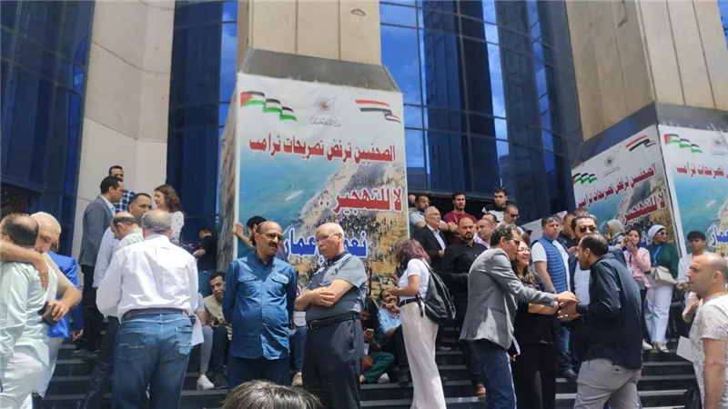 جمال عبد الرحيم يبدى استيائه لعدم اكتمال النصاب القانوني فى انتخابات النقابة