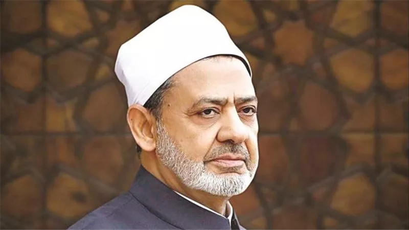 شيخ الأزهر يهنئ خادم الحرمين الشريفين وولي العهد السعودي بنجاح موسم الحج
