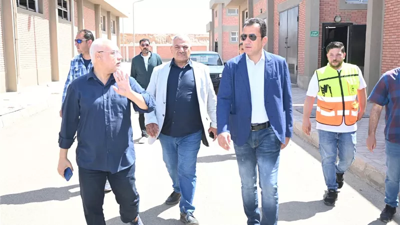مشروعات الإسكان تقود التنمية في العاشر من رمضان.. تفاصيل 