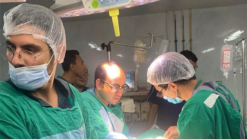 أثناء إجراء العملية
