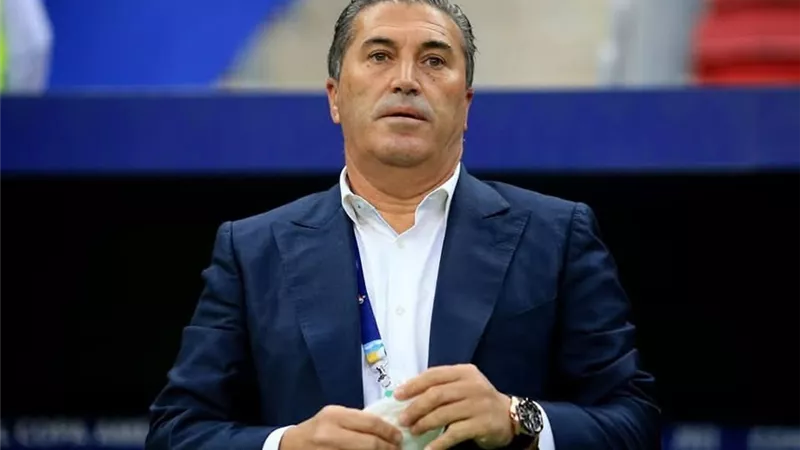 أزمات تحاصر مدرب الزمالك وتدفعه للرحيل                                        
