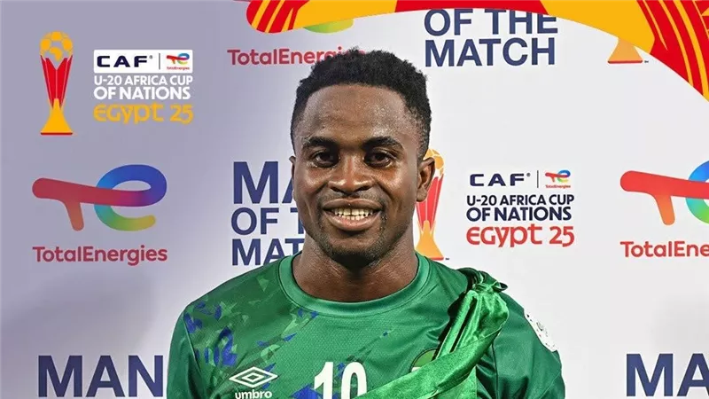 نجم منتخب سيراليون للشباب على رادار الأهلي بعد تألقه في بطولة إفريقيا