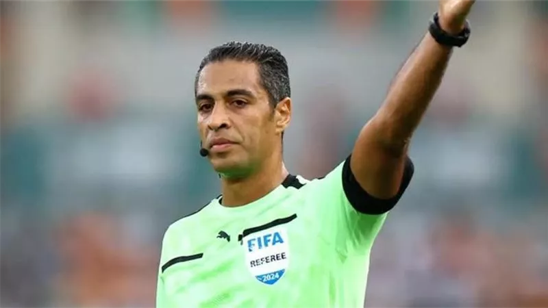 بيراميدز: قدمنا شكوى ضد أمين عمر.. ولا نقبل بإرهاب يورتشيتش 