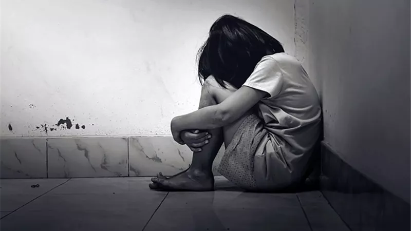 عاوزة تهرب من الفيلا.. المتهم باحتجاز فتاة بالقاهرة يكشف تفاصيل الواقعة 