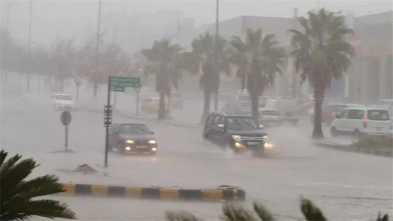 منخفض جوي جديد يضرب البلاد الأيام المقبلة.. ويهدد المحافاظات الساحلية
