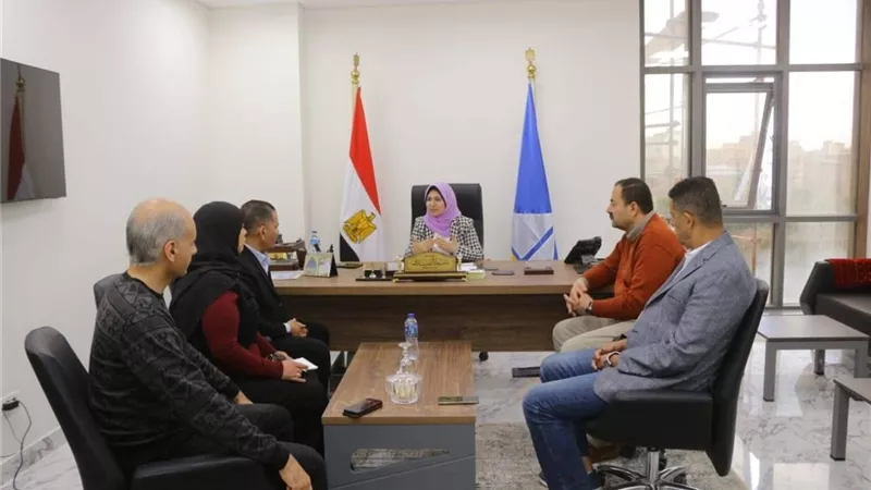 نائب محافظ دمياط توجه بدعم المتضررين من الأمطار بقريتي الوسطاني والإبراهيمية