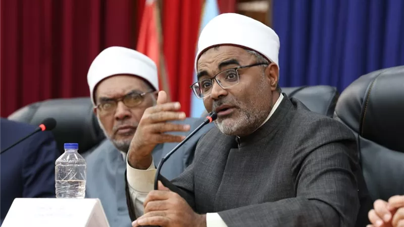 البحوث الإسلاميَّة يوضح كيفية تحصين الشباب ضد الأفكار المتطرفة