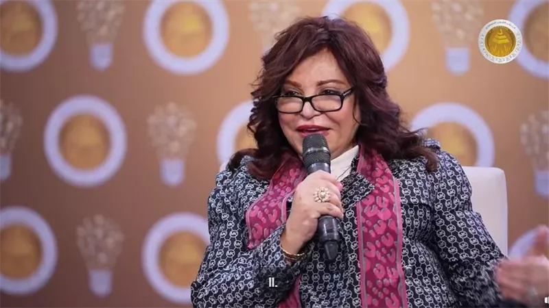 6 أكتوبر و30 يونيو.. آمال عبد الحميد تطالب بترشيد الأعياد