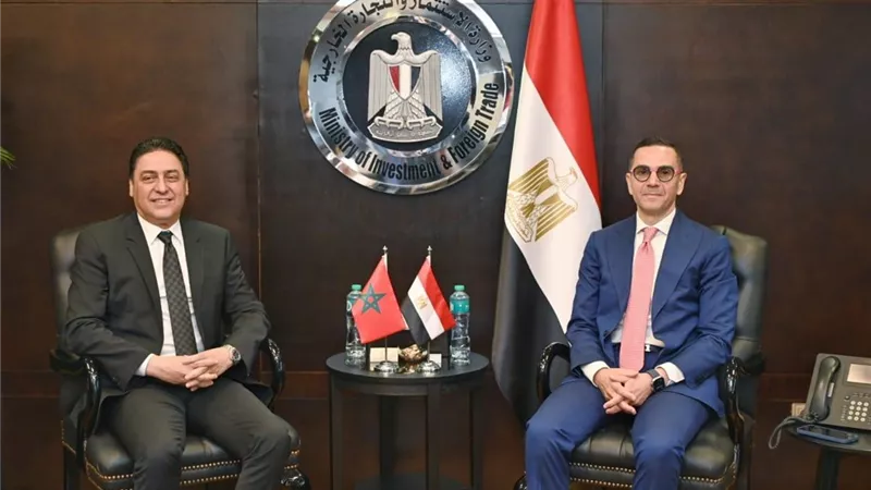 مصر والمغرب يعززان التعاون في مجالات النسيج والزراعة والصناعات الدوائية