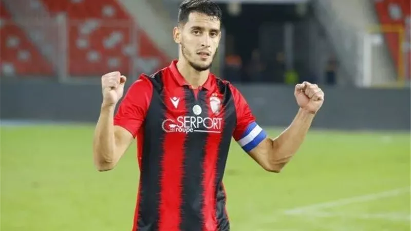 الأهلي يكثف مفاوضاته لحسم التعاقد مع الجزائري زين الدين بلعيد