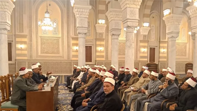 خصومات وتحذيرات من التقصير.. طوارئ بأوقاف القاهرة لتحقيق الانضباط الدعوي