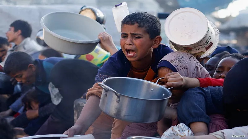 أوكسفام: يجب فتح المعابر ووقف إطلاق نار دائم لحماية ما تبقى من غزة