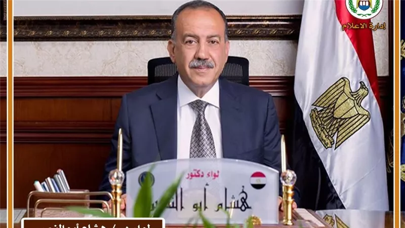 محافظ أسيوط ووزير الري يواصلان جولتهما بتفقد أعمال تطهير الترع