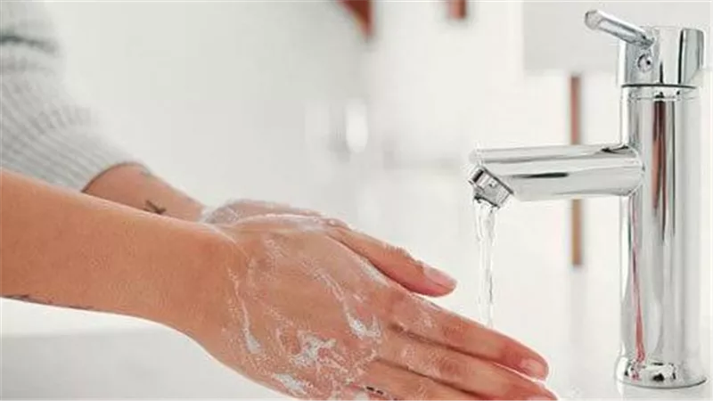 في اليوم العالمي لنظافة اليدين .. أحمي صحتك بهذه الخطوات