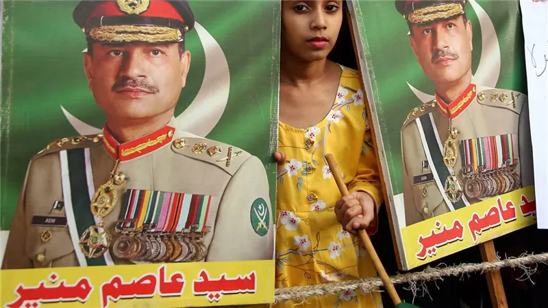 عاصم منير يظهر من خلف الكواليس.. قائد الجيش الباكستاني في قلب التصعيد مع الهند