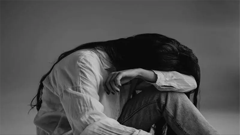 بعد واقعة الطالبة روان.. إزاي نتخطى التأثيرات النفسية السلبية للحوادث؟