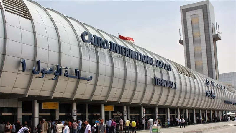 الغرف السياحية: التأشيرة الإلكترونية ستطبق أولا فى مطار القاهرة بشكل جدى