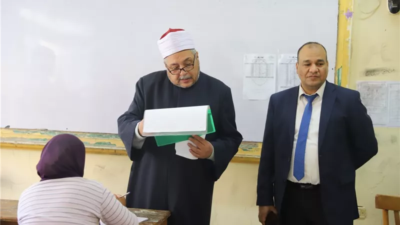 قطاع المعاهد الأزهرية: أسئلة امتحانات الترم الثاني في مستوى الطالب المتوسط