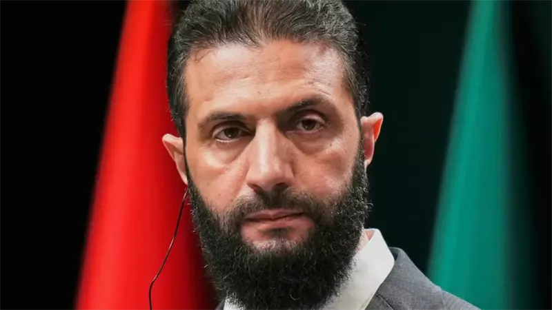 ماكرون يستقبل الشرع الأربعاء فى أول زيارة أوروبية للرئيس السوري 