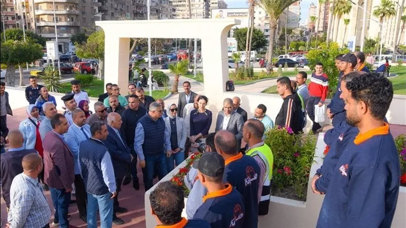 محافظ الإسكندرية يفتتح أعمال تطوير حديقة مستشفى جمال عبد الناصر