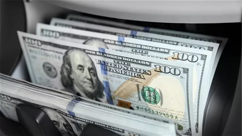 5 أسباب وراء تراجع سعر الدولار مقابل الجنيه اليوم في البنوك 