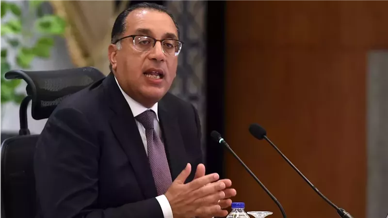 من مواليد إسرائيل .. رئيس الوزراء يسقط الجنسية عن سيدة مصرية 