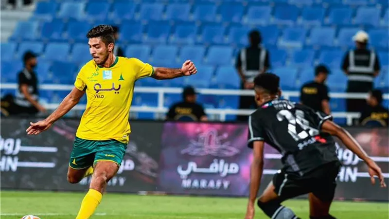 بعد رحيل كولر .. هل يعود محمد شريف لقيادة هجوم الأهلي؟  