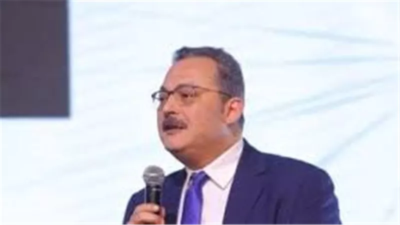 النائب سمير صبري يؤدى اليمين الدستورية فى أولى جلسات النواب 2026