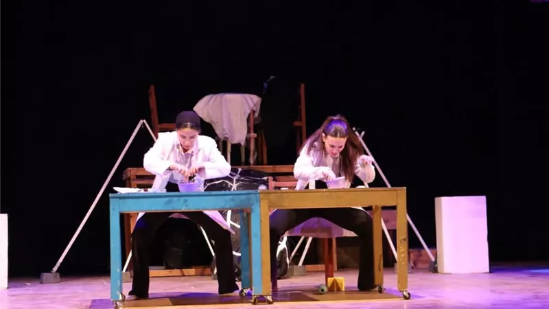 مهرجان نوادي المسرح يواصل عروض الدورة 32 على مسرح القناطر