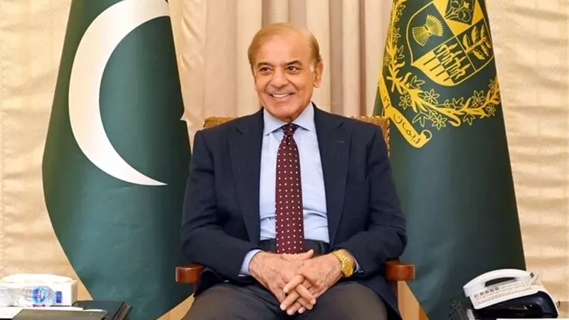 رئيس الوزراء الباكستاني يشيد بالسلاح الجوي بعد إعلان إسقاطه خمس طائرات هندية