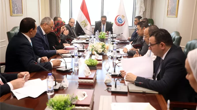 وزير الصحة يؤكد أهمية استدامة مصادر تمويل صندوق مواجهة الطوارئ الطبية