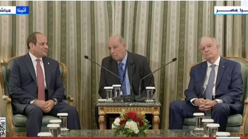 الرئيس السيسي لـ نظيره اليوناني: نأمل في وقف إطلاق النار وإدخال المساعدات لغزة