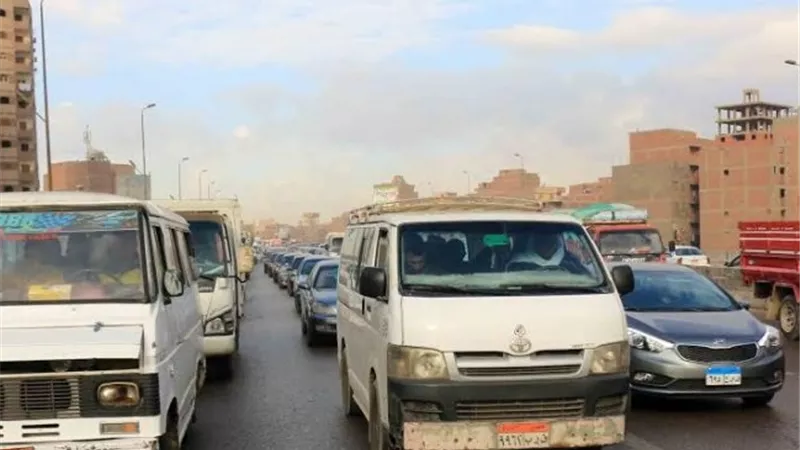 كثافات مرورية شوارع وميادين القاهرة والجيزة صباح اليوم الخميس