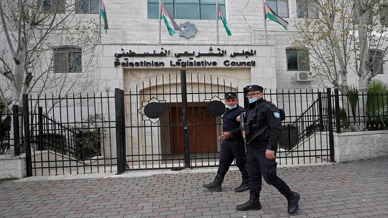 السفير ماجد عبد الفتاح: الجامعة العربية ترفض المساس بشرعية السلطة الفلسطينية