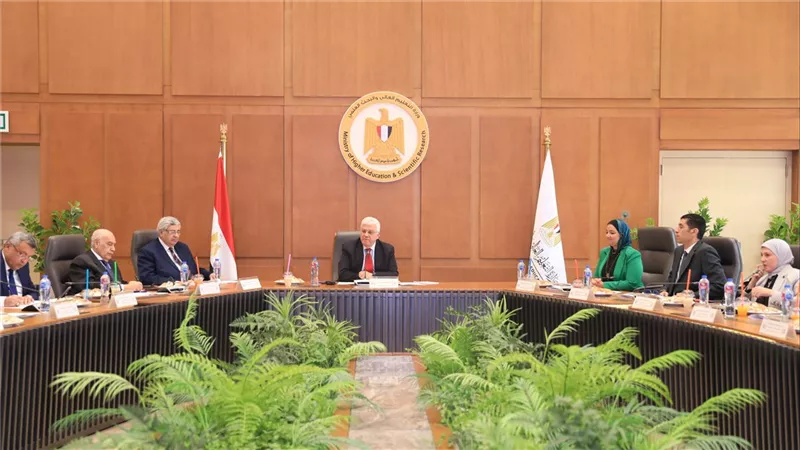 مكتب التنسيق الإلكتروني للقبول بالجامعات والمعاهد بجامعة القاهرة